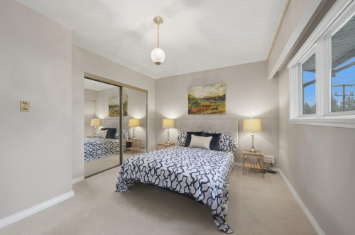 3250 Delbrook Avenue, North Vancouver, BC - Indoor Photo Showing Bedroom