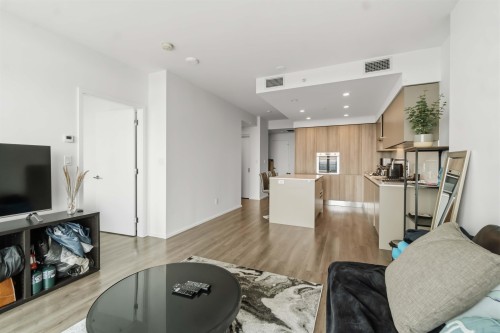 26xx-3833 Evergreen Place , Burnaby, BC V3J 0M2 2