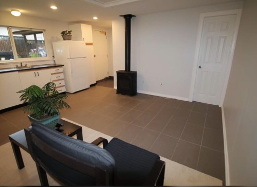 737 Robinson, Coquitlam, BC - Indoor