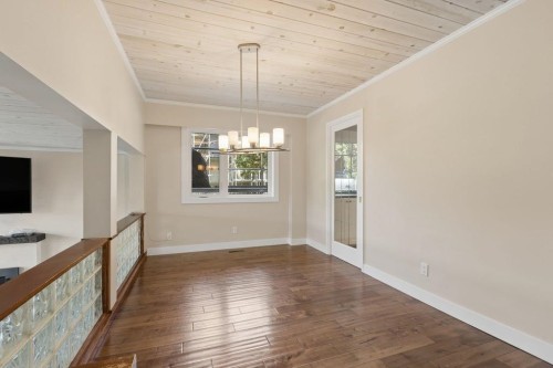 1056 Lillooet Road, North Vancouver, BC - Indoor Photo Showing Other Room