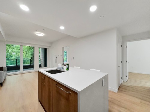 3xx-133 49th Avenue W, Vancouver, BC V5Y 0P8 5