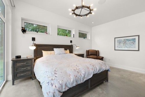 103 Witherby Road, Gibsons, BC - Indoor Photo Showing Bedroom