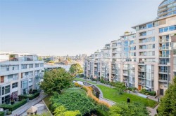 605-1228 Marinaside Crescent  Vancouver, BC V6Z 2W4