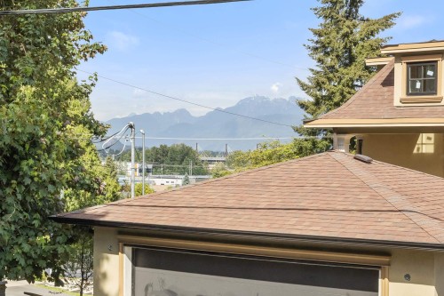 1908 Warwick Crescent, Port Coquitlam, BC 