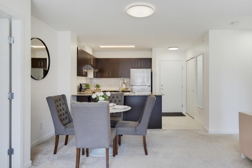 412-11665 Haney Bypass, Maple Ridge, BC - Indoor Photo Showing Dining Room