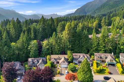 5519 Cliffridge Place, North Vancouver, BC - Outdoor With View