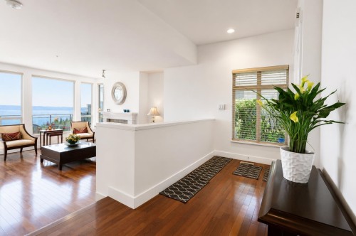 2462 Shadbolt Lane, West Vancouver, BC - Indoor