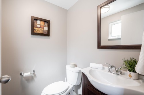 241B Evergreen Drive, Port Moody, BC - Indoor Photo Showing Bathroom