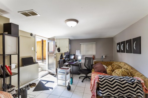 136 45Th Avenue E, Vancouver, BC - Indoor