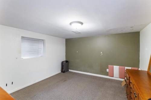 136 45Th Avenue E, Vancouver, BC - Indoor Photo Showing Other Room
