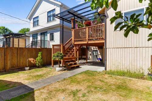 136 45Th Avenue E, Vancouver, BC - Outdoor