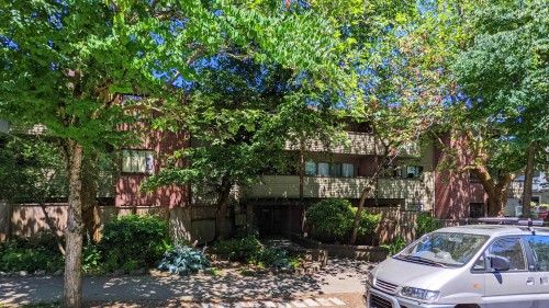 111-853 7Th Avenue E, Vancouver, BC - Outdoor