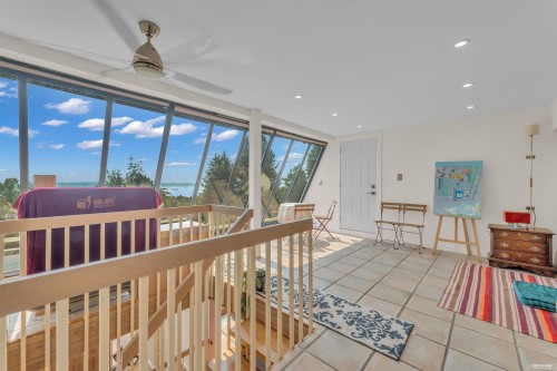 1315 Tyrol Road, West Vancouver, BC - Indoor