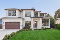 416 Trinity Street  Coquitlam, BC V3K 5N3