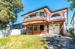 6074 Sherbrooke Street  Vancouver, BC V5W 3N2