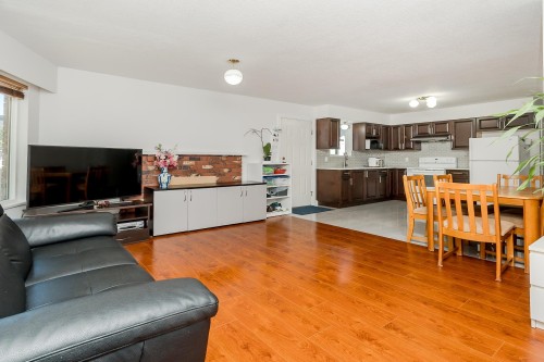 6074 Sherbrooke Street, Vancouver, BC - Indoor Photo Showing Living Room