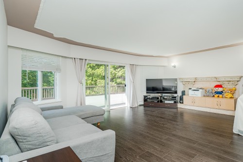 6074 Sherbrooke Street, Vancouver, BC - Indoor Photo Showing Living Room