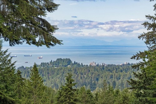 550 Ventura Crescent, North Vancouver, BC - Outdoor With View
