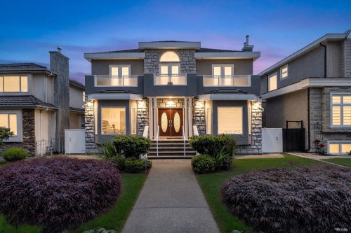 2381 40Th Avenue E, Vancouver, BC - Outdoor With Balcony With Facade