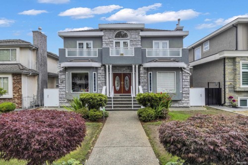 2381 40Th Avenue E, Vancouver, BC - Outdoor With Balcony With Facade