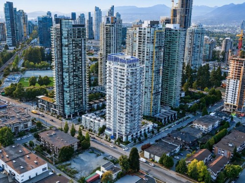 2506-5051 Imperial Street  Burnaby, BC V5J 0J3
