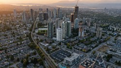 2506-5051 Imperial Street Burnaby, BC V5J 0J3