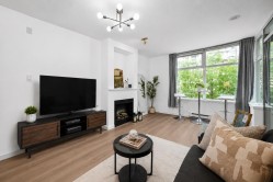303-9288 University Crescent  Burnaby, BC V5A 4X7
