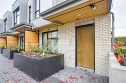 5490 Oak Street  Vancouver, BC V6M 2V6