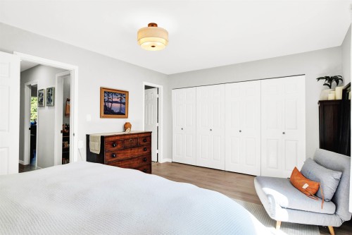 21-10680 Springmont Drive, Richmond, BC - Indoor Photo Showing Bedroom
