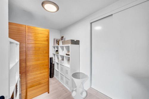 302-6633 Pearson Way, Richmond, BC - Indoor
