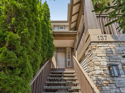 137 Forest Park Way, Port Moody, BC - Outdoor
