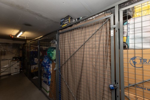 512-8100 Saba Road, Richmond, BC - Indoor With Storage