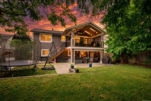 23415 Whippoorwill Avenue, Maple Ridge, BC - Outdoor