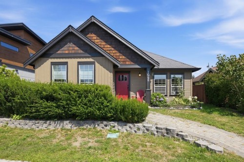 1048 Woodsworth Road  Gibsons, BC V0N 1V7