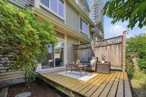 19-621 Langside Avenue, Coquitlam, BC - Outdoor With Deck Patio Veranda