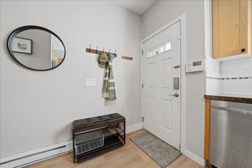 19-621 Langside Avenue, Coquitlam, BC - Indoor Photo Showing Other Room