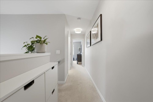 19-621 Langside Avenue, Coquitlam, BC - Indoor Photo Showing Other Room
