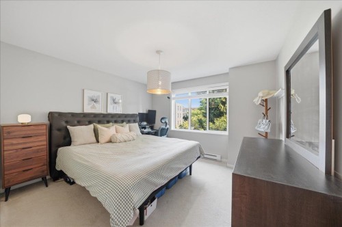 19-621 Langside Avenue, Coquitlam, BC - Indoor Photo Showing Bedroom