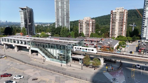 19-621 Langside Avenue, Coquitlam, BC - Outdoor With Facade