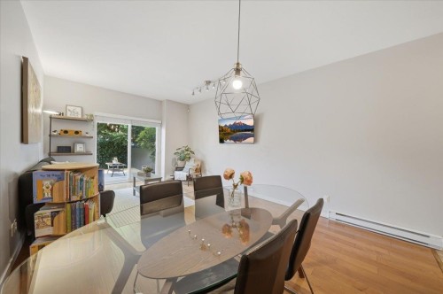 19-621 Langside Avenue, Coquitlam, BC - Indoor Photo Showing Dining Room