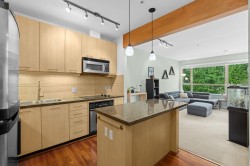 408-560 Ravenwoods Drive  North Vancouver, BC V7G 2T3