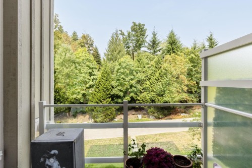 408-560 Ravenwoods Drive, North Vancouver, BC - Outdoor With Exterior
