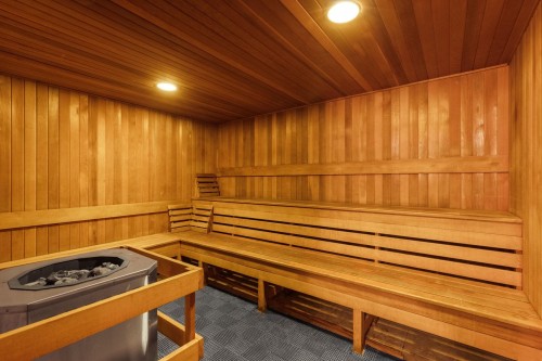 408-560 Ravenwoods Drive, North Vancouver, BC - Indoor Photo Showing Other Room