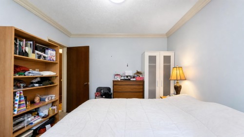 750 Beta Avenue, Burnaby, BC - Indoor Photo Showing Bedroom
