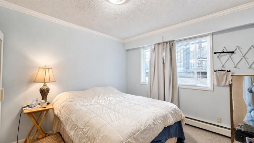 750 Beta Avenue, Burnaby, BC - Indoor Photo Showing Bedroom