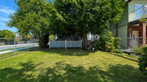 750 Beta Avenue, Burnaby, BC - Outdoor