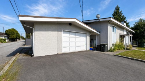 750 Beta Avenue, Burnaby, BC - Outdoor With Exterior