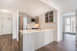1006-983 Hastings Street E Vancouver, BC V6A 0G9