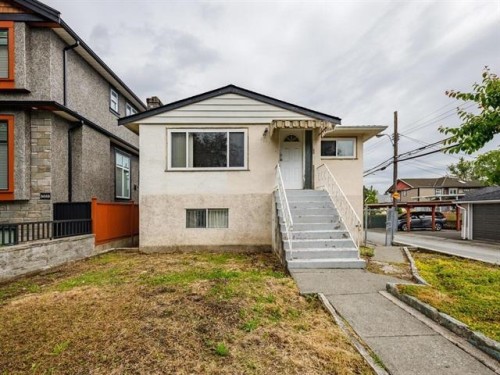 3687 26Th Avenue E, Vancouver, BC - Outdoor