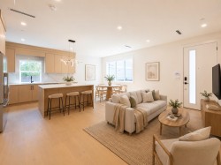 3-3615 Turner Street  Vancouver, BC V5K 2J2